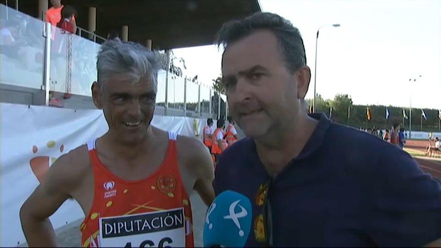 El atleta José María Pámpano y su técnico, Agustín Rubio, Premio Extremadura del Deporte 2021