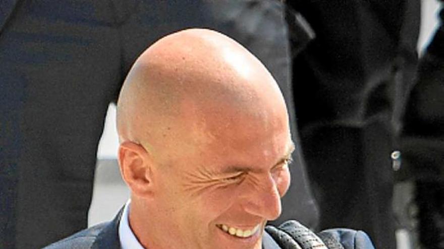 Zinedine Zidane, tècnic blanc