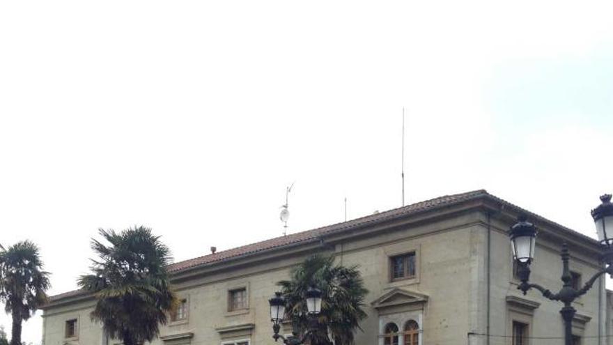 El cuartel de la Guardia Civil, ayer, en El Pito (Cudillero).