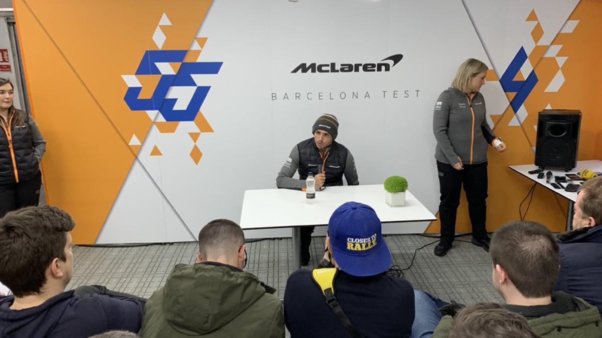 Primer rueda de prensa de Carlos como piloto de McLaren