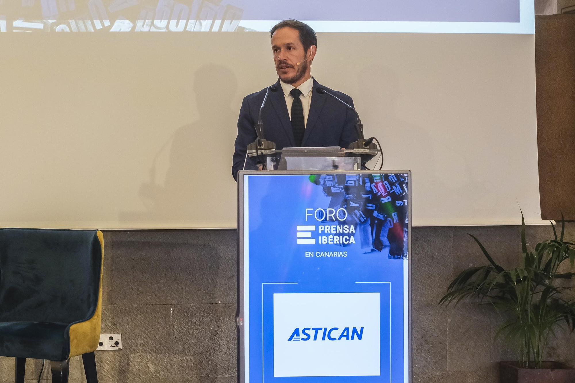 Foro Cambio Climático, con la presencia del consejero de Transición Ecológica del Gobierno de Canarias, Mariano Hernández Zapata. 