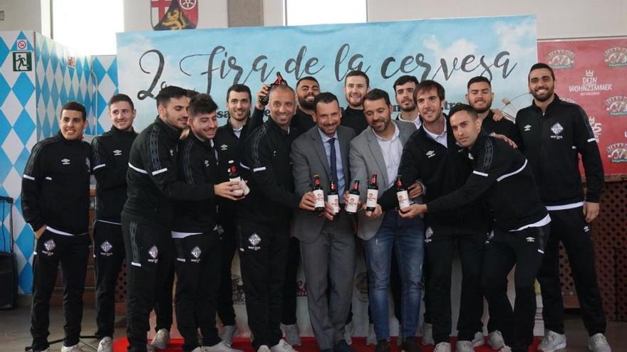 El equipo del Palma Futsal apadrina la Fira de la Cervesa.