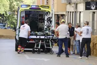 Trasladan en ambulancia a un corredor en el trofeo de motos de Xàtiva tras sufrir un accidente