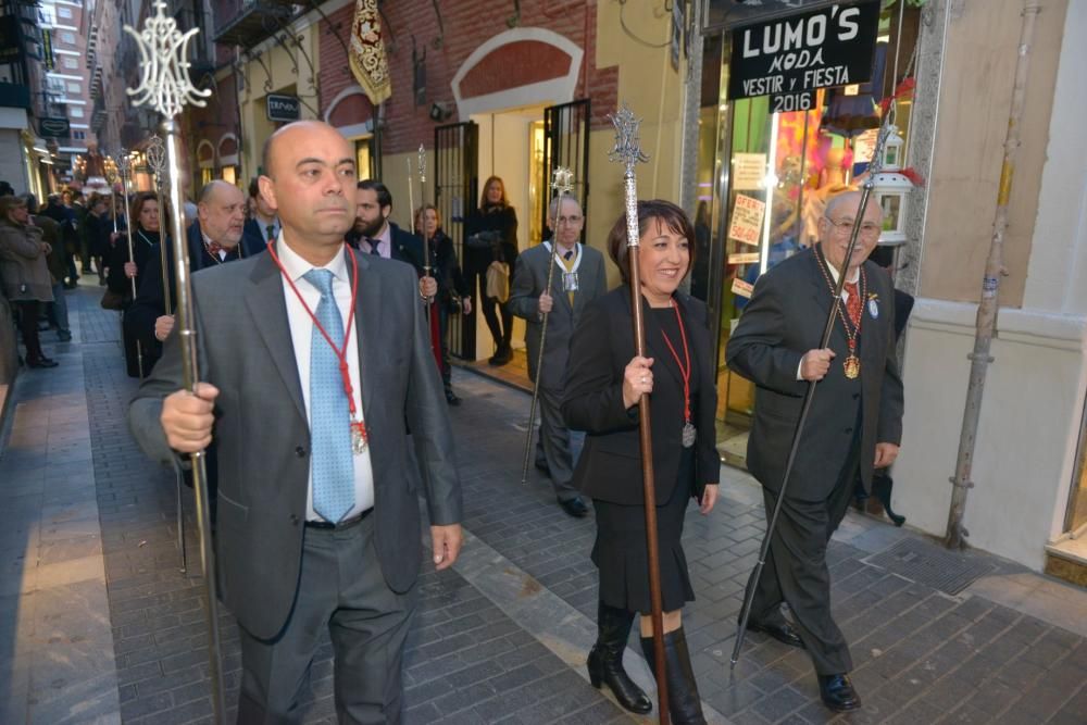 La procesión de la Virgen del Olvido marcha desde San Bartolomé