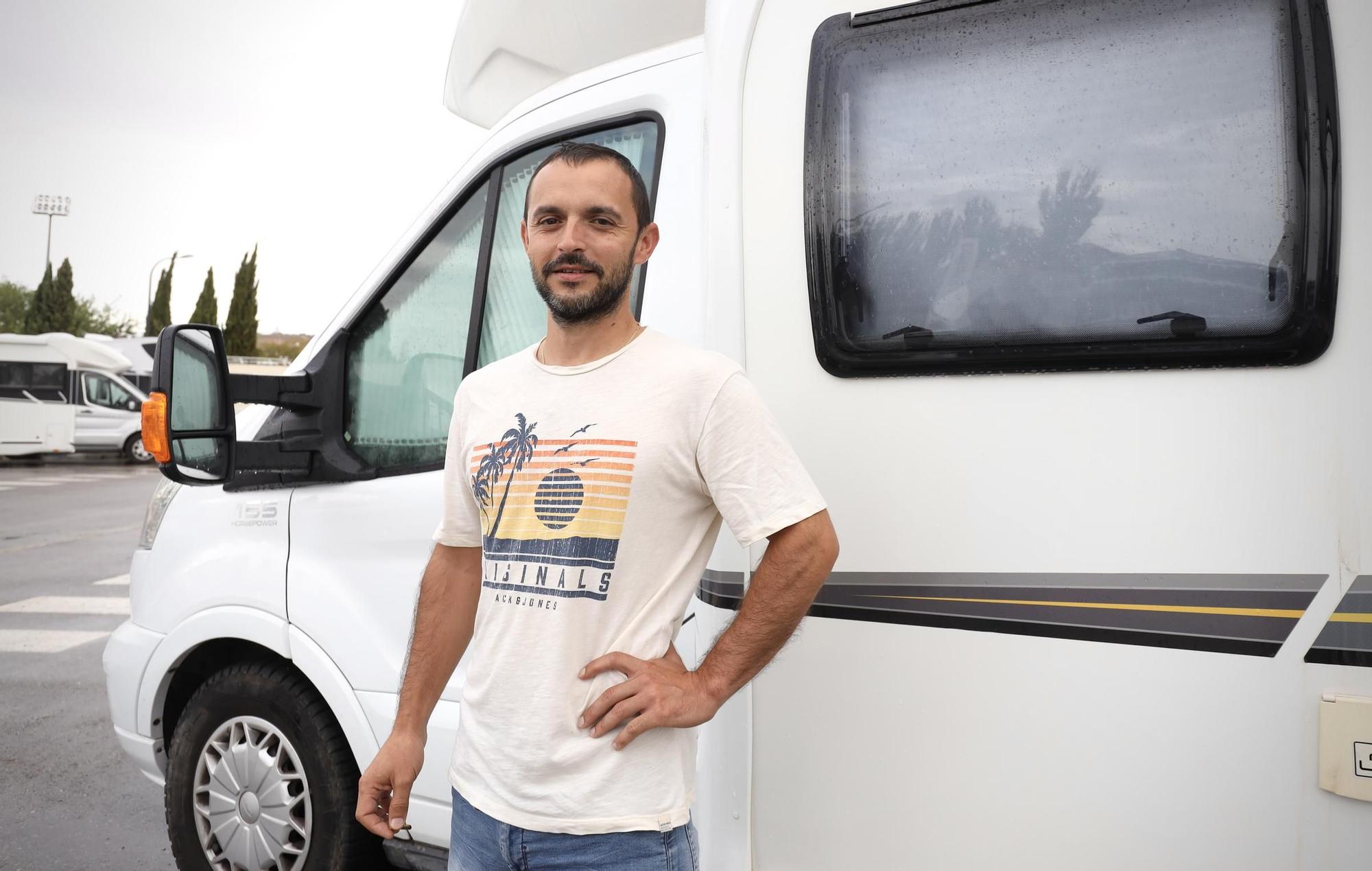 En imágenes | El área de aparcamiento de autocaravanas de Zaragoza