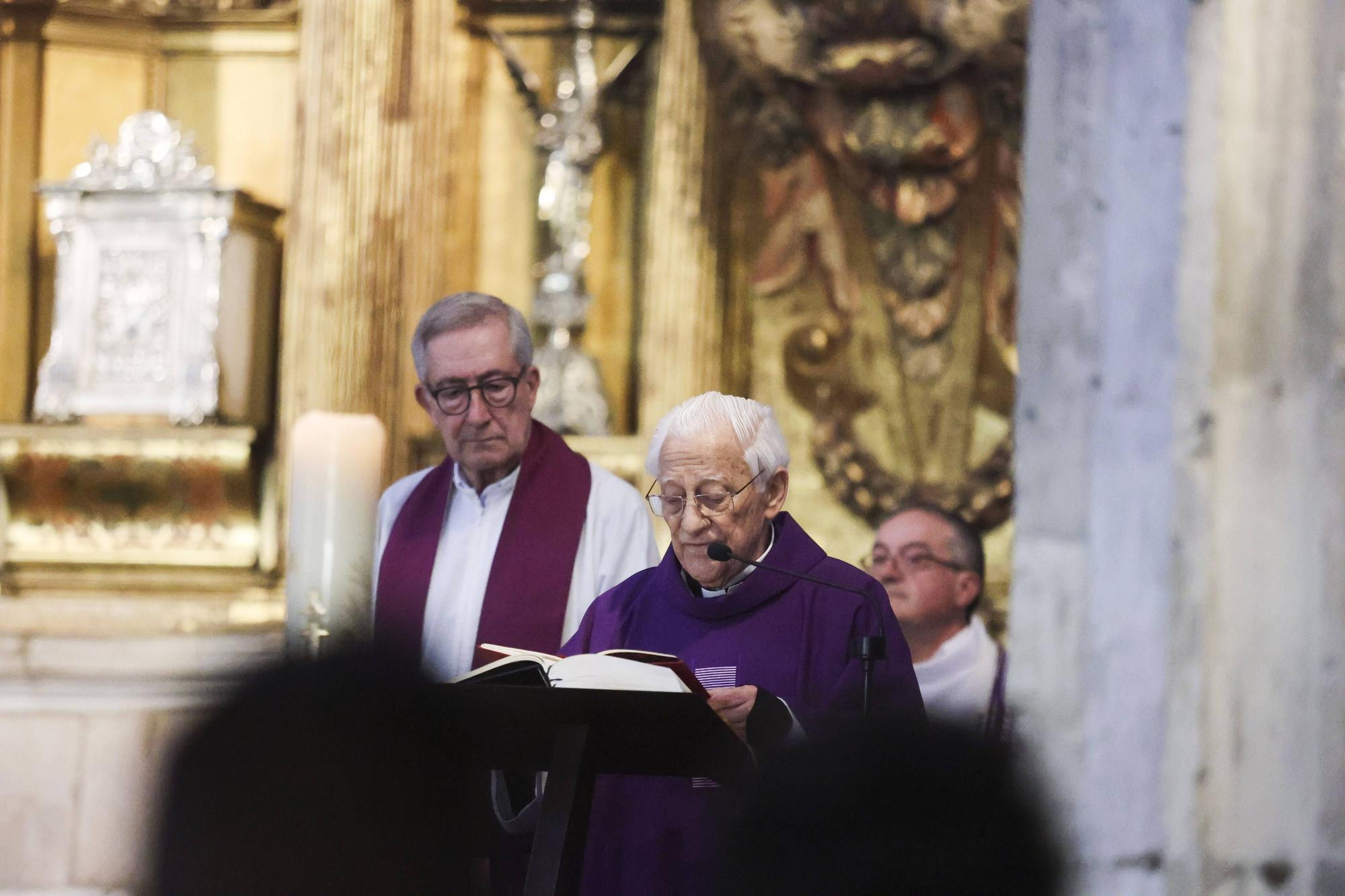 Funeral del cofundador de Mensajeros de la Paz Ángel Silva