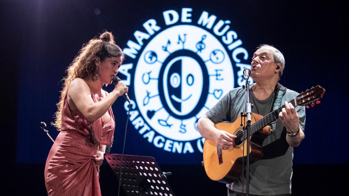 Silvia Pérez Cruz y el brasileño Toquinho durante la pasada edición.