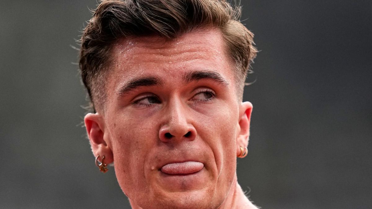 Jakob Ingebrigtsen se llevó otra cura de humildad