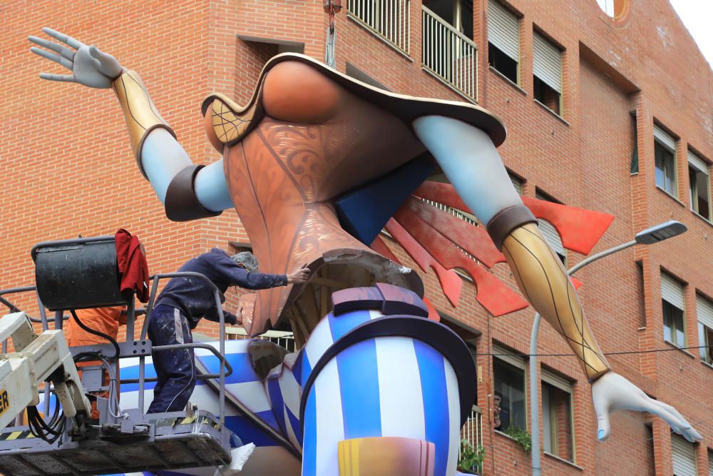 "Plantà" de las fallas de Gandia