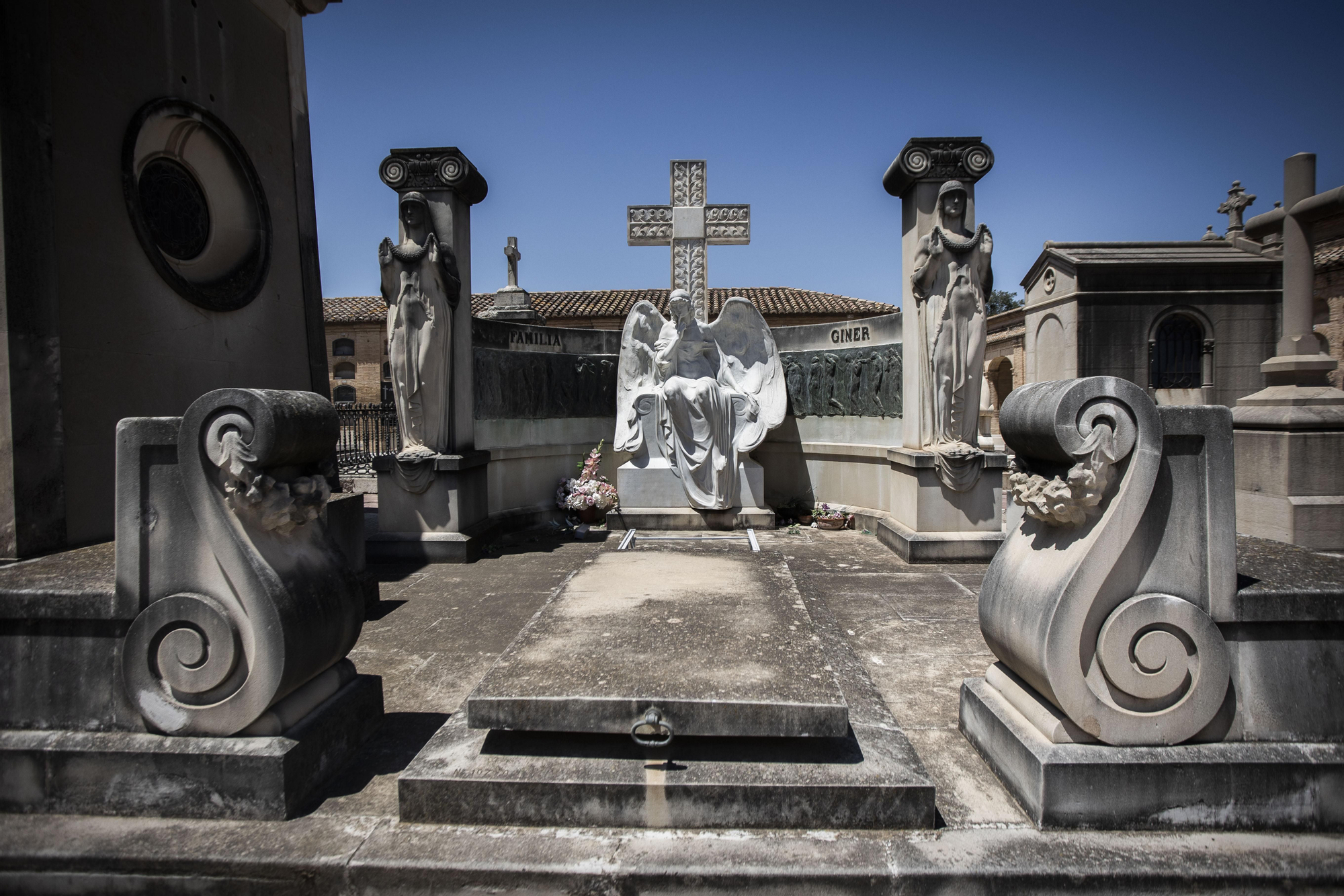 Los panteones más misteriosos del Cementerio General