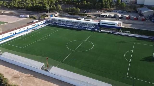 El campo Manuel Meler cuenta con un nuevo césped, sistema de riego y marcador.