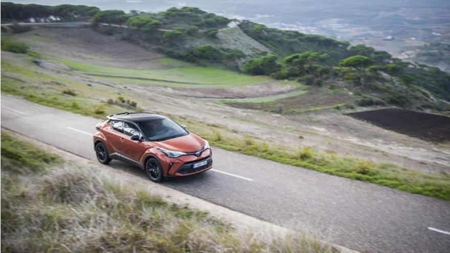 Comienza la comercialización de la gama completa del nuevo Toyota C-HR hybrid