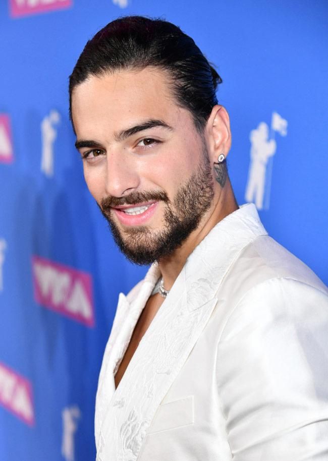 MTV Video Music Awards 2018: Maluma con traje blanco