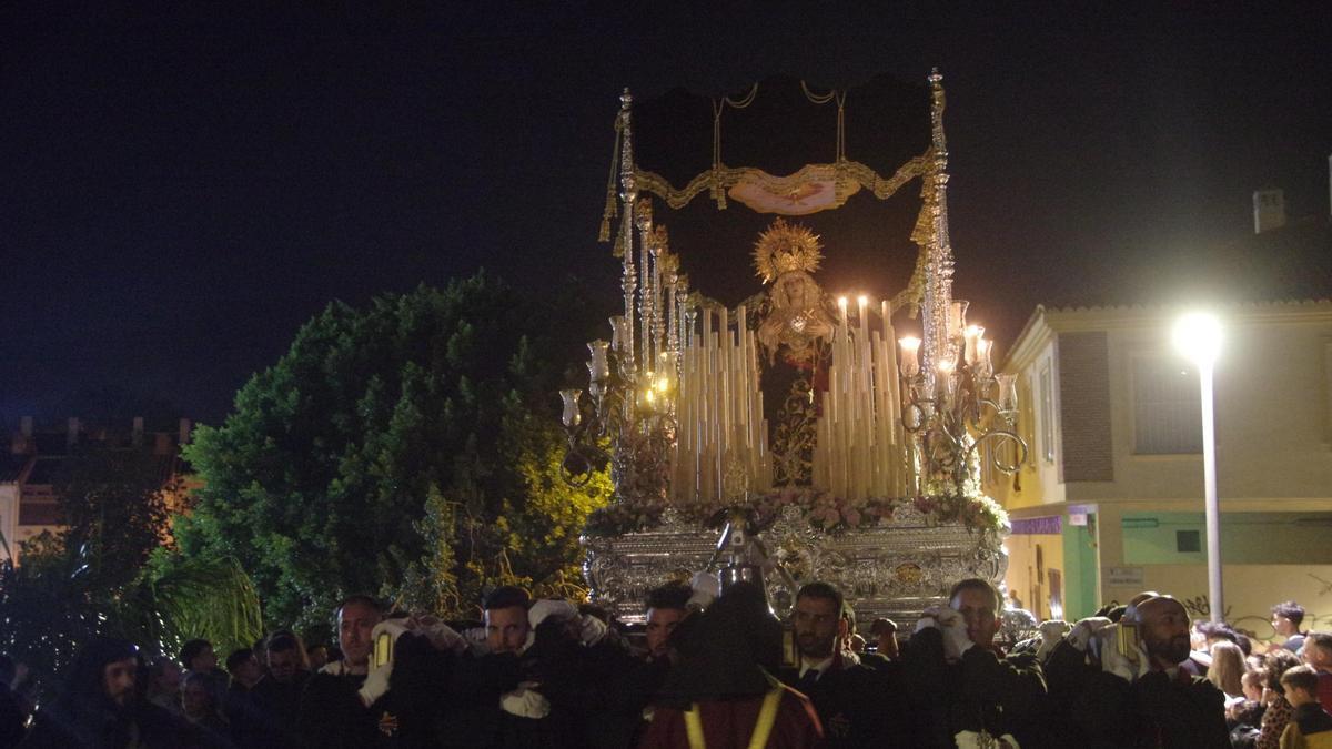 La Virgen de los Dolores, en su procesión por el Puerto de la Torre el Viernes de Dolores de 2023.
