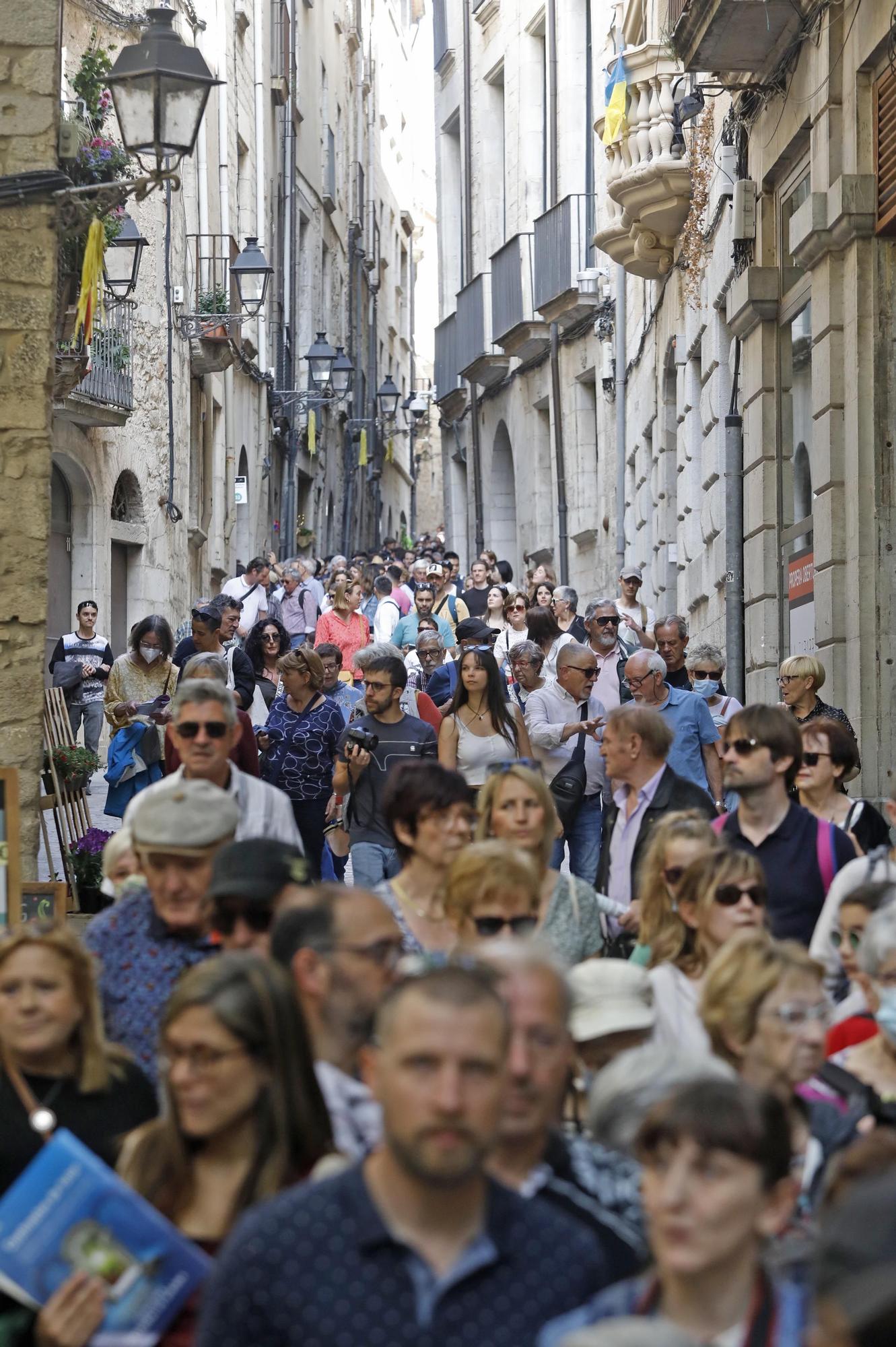 Girona es torna a omplir de color i riuades de gent en el retorn a la normalitat de Temps de Flors