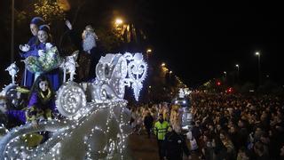 Hacemos critica la "fachada y escasez" de la cabalgata de Reyes y elogia las de los barrios