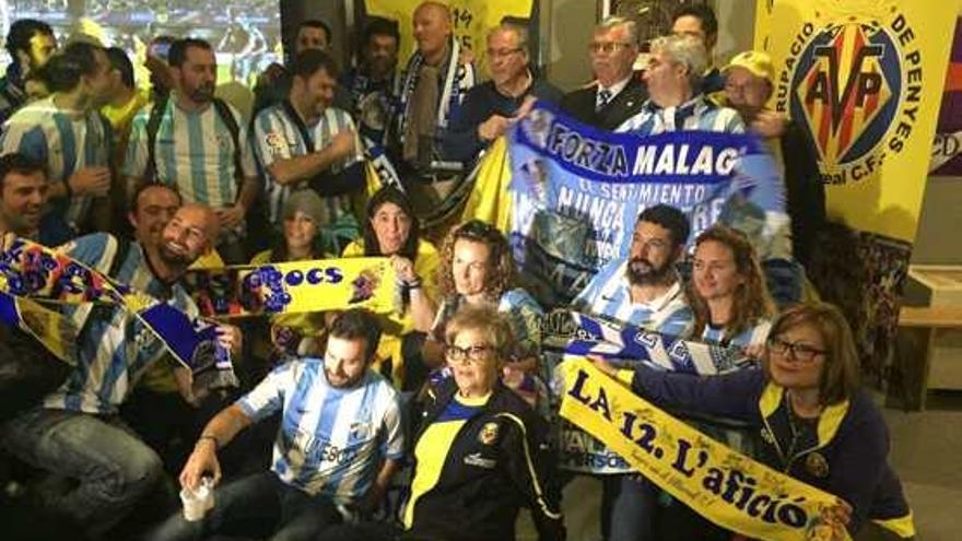 Hermanamiento entre peñas del Málaga CF y el Villarreal.