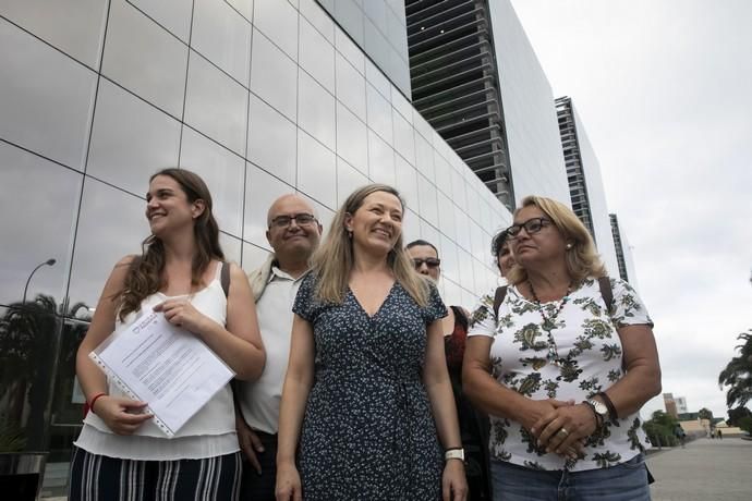 07.10.19. Las Palmas de Gran Canaria.  Elecciones 10N. Unidas Podemos, presenta ante la junta electoral central de Las Palmas de Gran Canaria, su candidatura. Foto: Quique Curbelo  | 07/10/2019 | Fotógrafo: Quique Curbelo