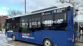 Así es el autobús autónomo que ya circula por Leganés: capacidad para 52 pasajeros, cuatro paradas y ningún conductor