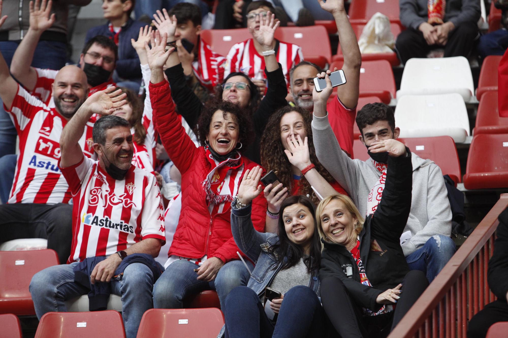 EN IMÁGENES: Así fue el derbi asturiano en El Molinón