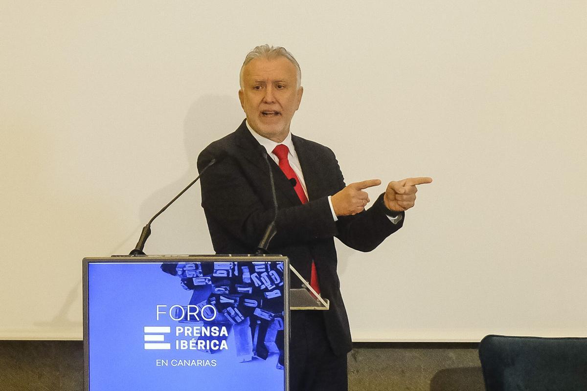 Foro de La Provincia/DLP y Prensa Ibérica con el ministro Ángel Víctor Torres