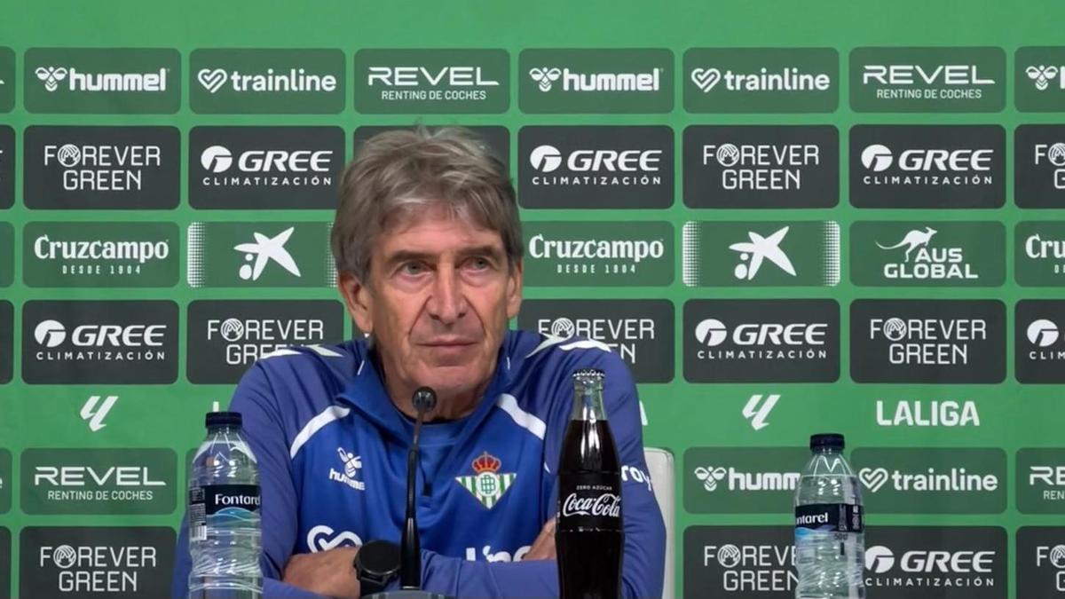 Manuel Pellegrini, en la sala de prensa de la CD Luis del Sol