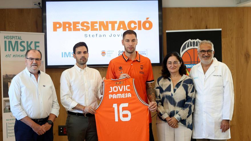 Stefan Jovic: &quot;En la Copa del Mundo he demostrado que estoy preparado para jugar al máximo nivel&quot;