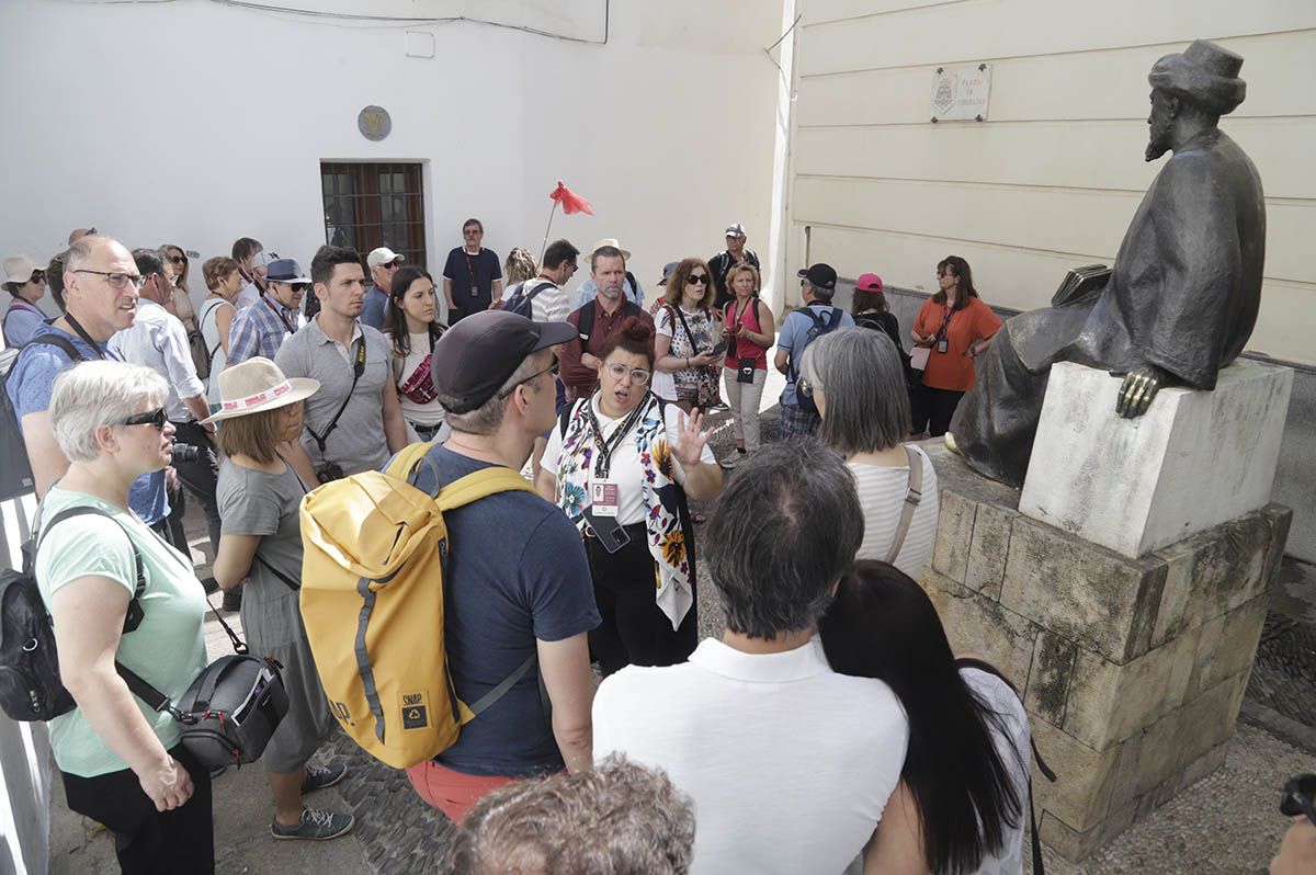 Córdoba a tope de turismo en el inicio del puente de mayo