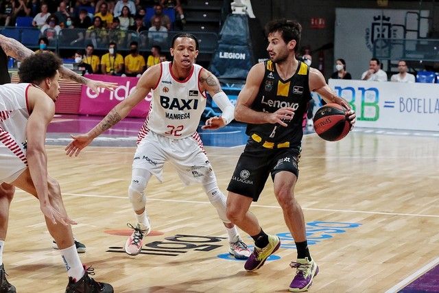 Partido Lenovo Tenerife - BAXI Manresa de Liga Endesa