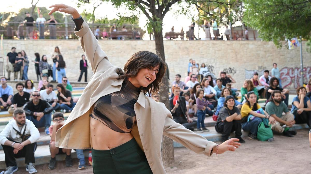 Cultura y arte al aire libre en el festival Alacant Desperta
