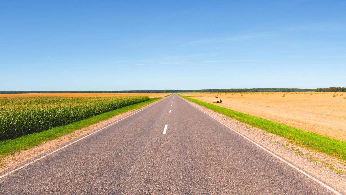 La carretera con el tramo recto más largo de España