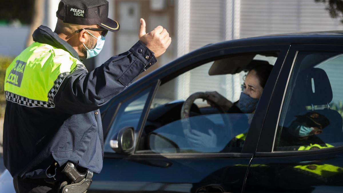 Más controles para vigilar que se cumple el cierre perimetral de las grandes ciudades este fin de semana