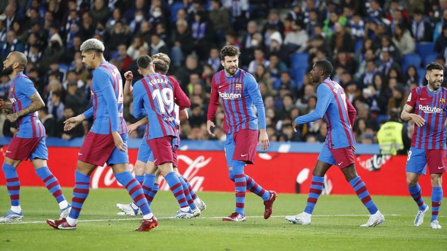 El Barça busca reconciliarse con su afición y retrasar el alirón del Real Madrid