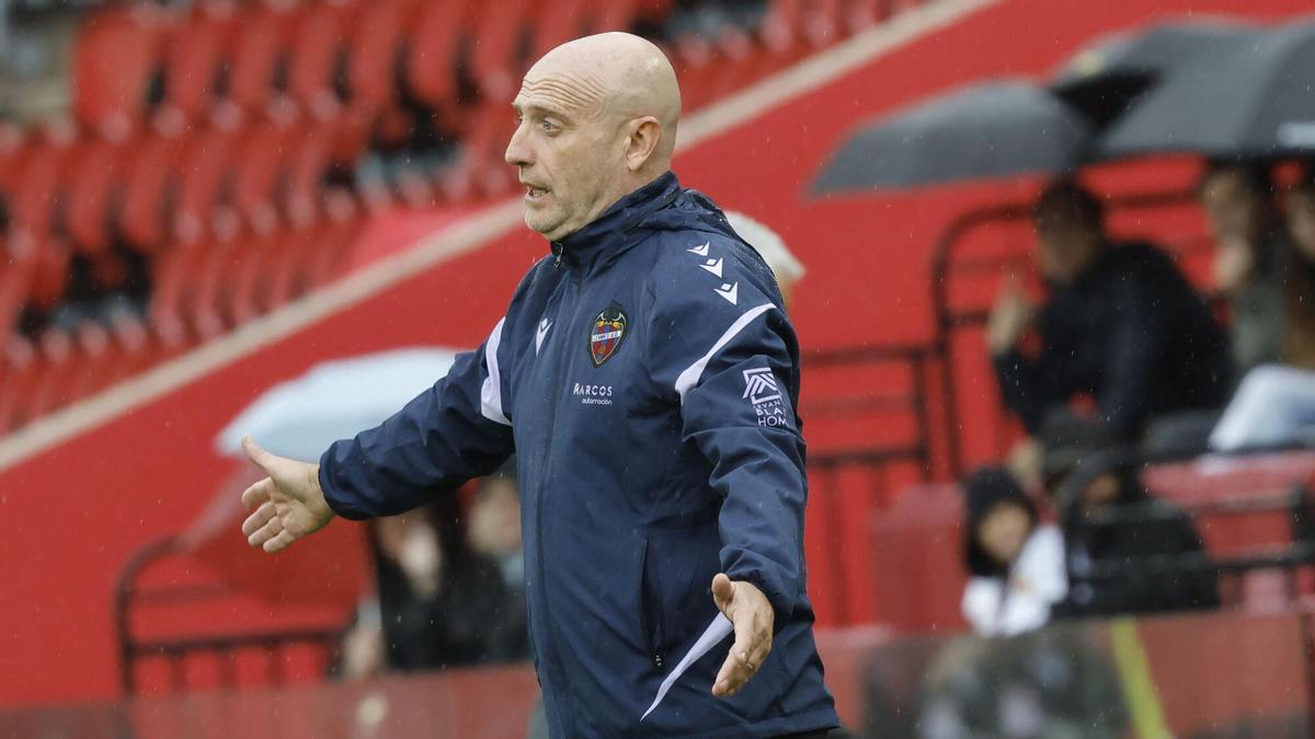 Calero, durante un partido