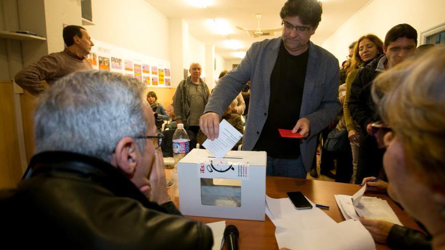 La lista de Cabello derrota a la de Romero en la elección del Consejo Político de EU en Alicante