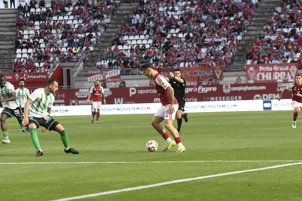 Las mejores imágenes del partido entre el Real Murcia y el Antequera
