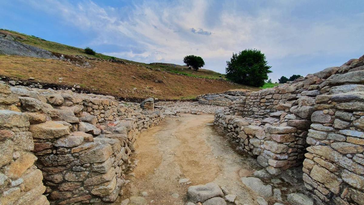 Visita al castro de Elviña