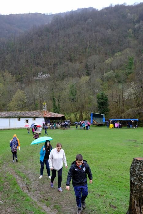 Romería de La Flor en Lena