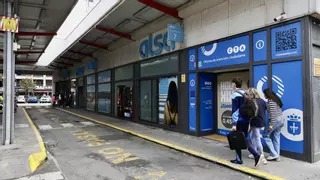 Manual para pagar, a partir de julio, en el bus municipal en Gijón (y será más caro)