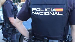 Agentes de la Policía Nacional.