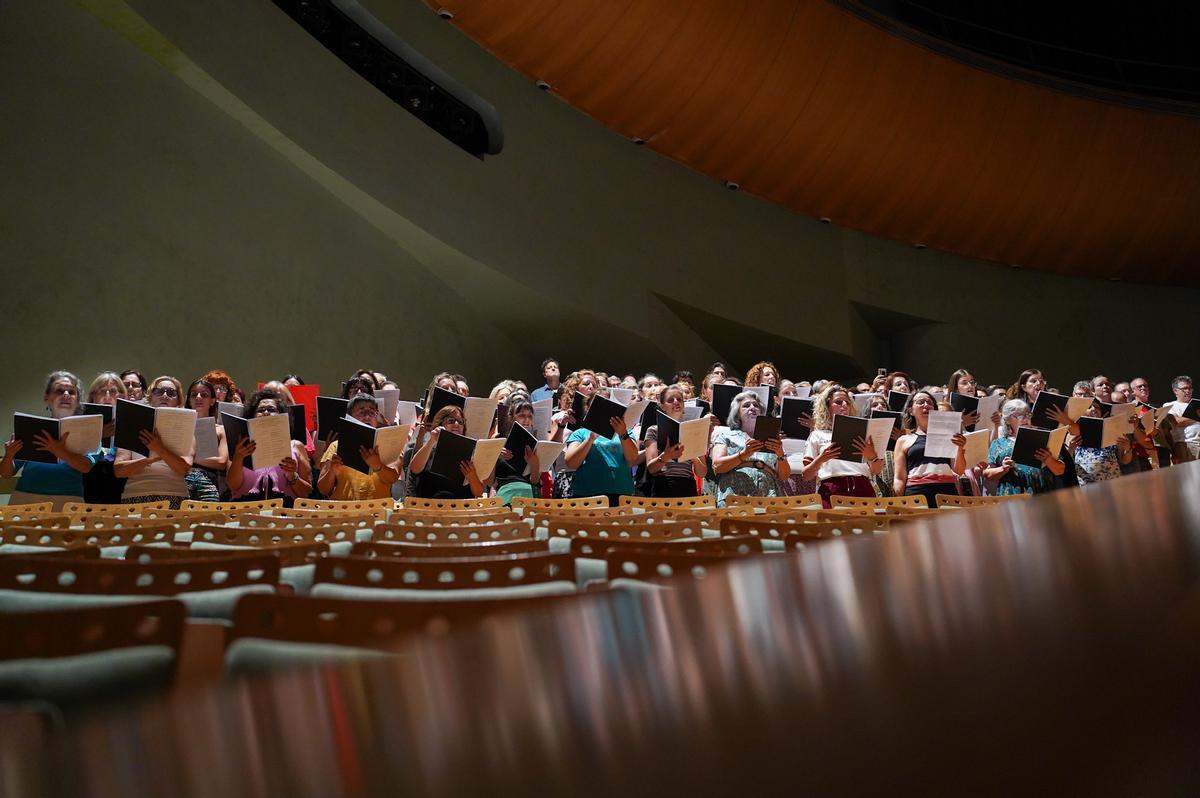 El ensayo del concierto participativo de la ROSS en imágenes