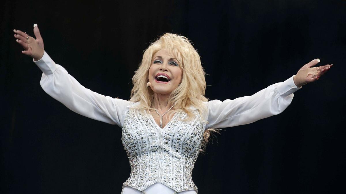 Muere Dolly Parton, la voz que llevó el country al mundo, a los 80 años