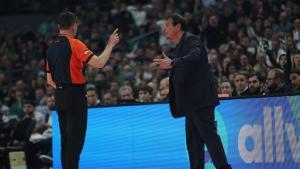 Ataman acabó descalificado ante el París Basketball por sus quejas y sancionado con 10.000 euros