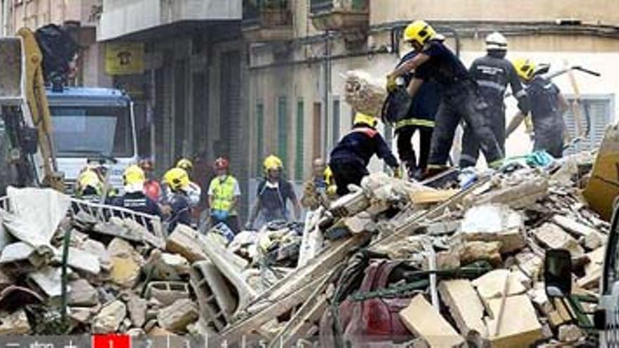 Ascienden a siete los fallecidos en el derrumbe de un edificio en Palma