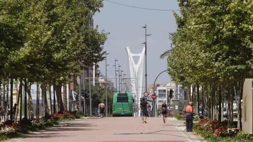 Paseo del parque Ribalta.