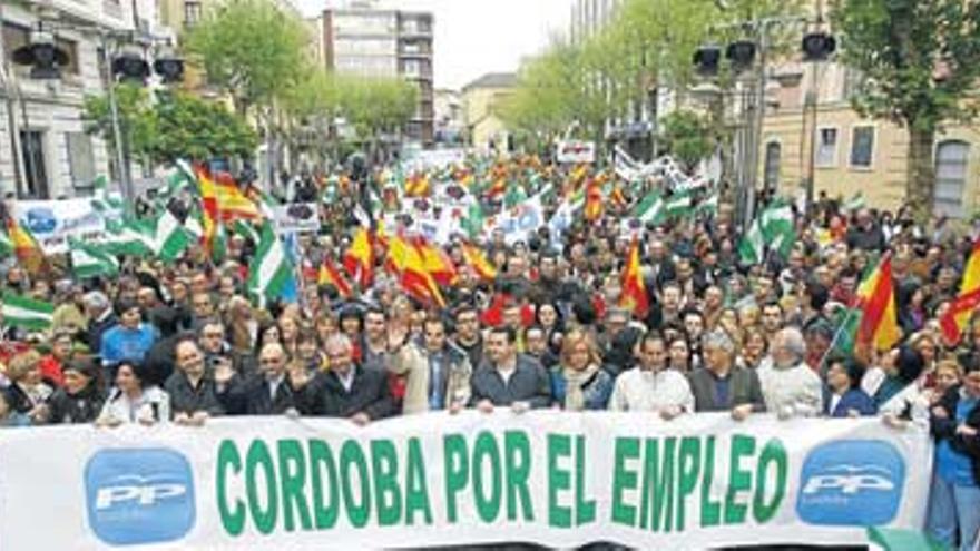 Arenas pide un pacto por el empleo frente a la actual &quot;emergencia social&quot;