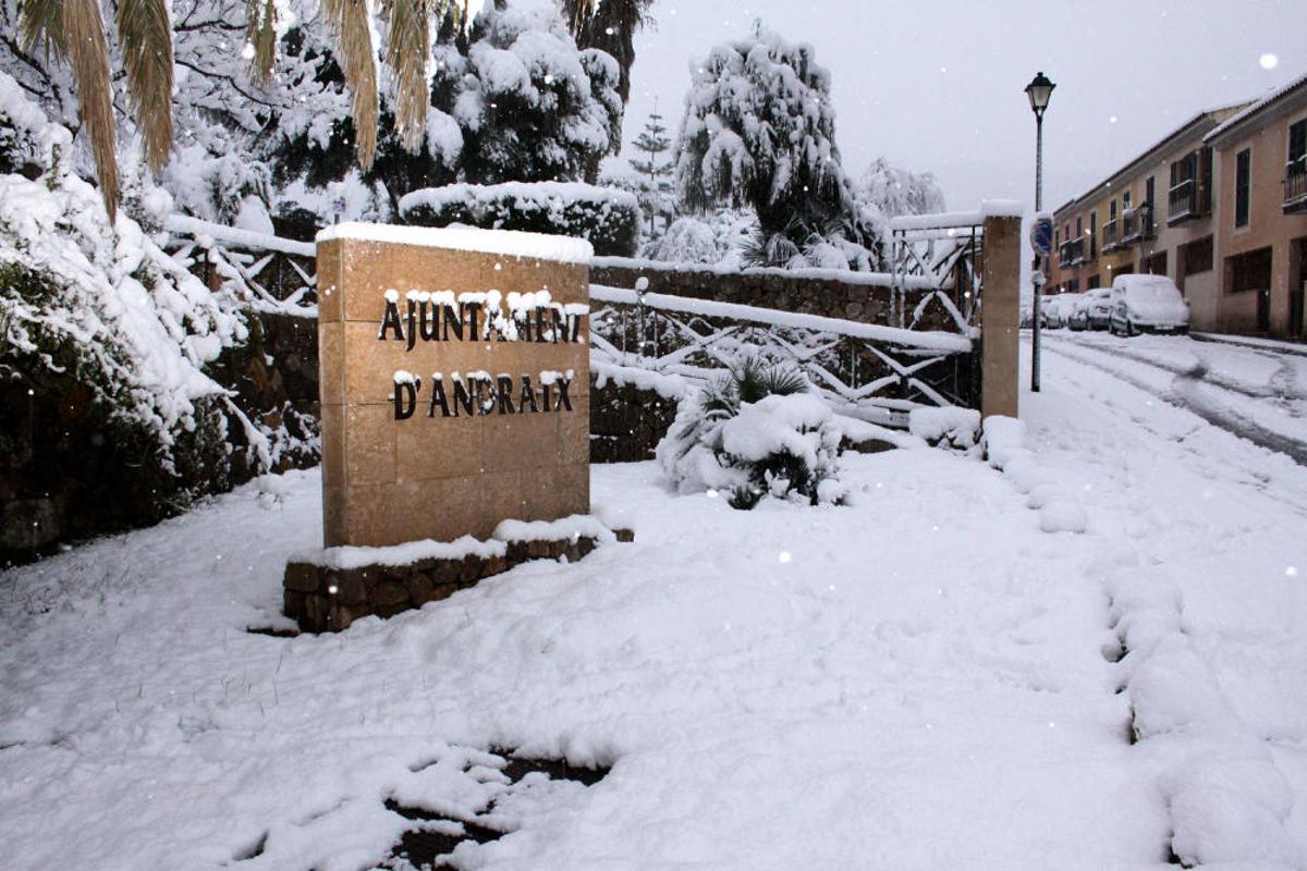 Se cumplen 14 años de la gran nevada en Mallorca de febrero de 2012, la segunda más importante de la historia