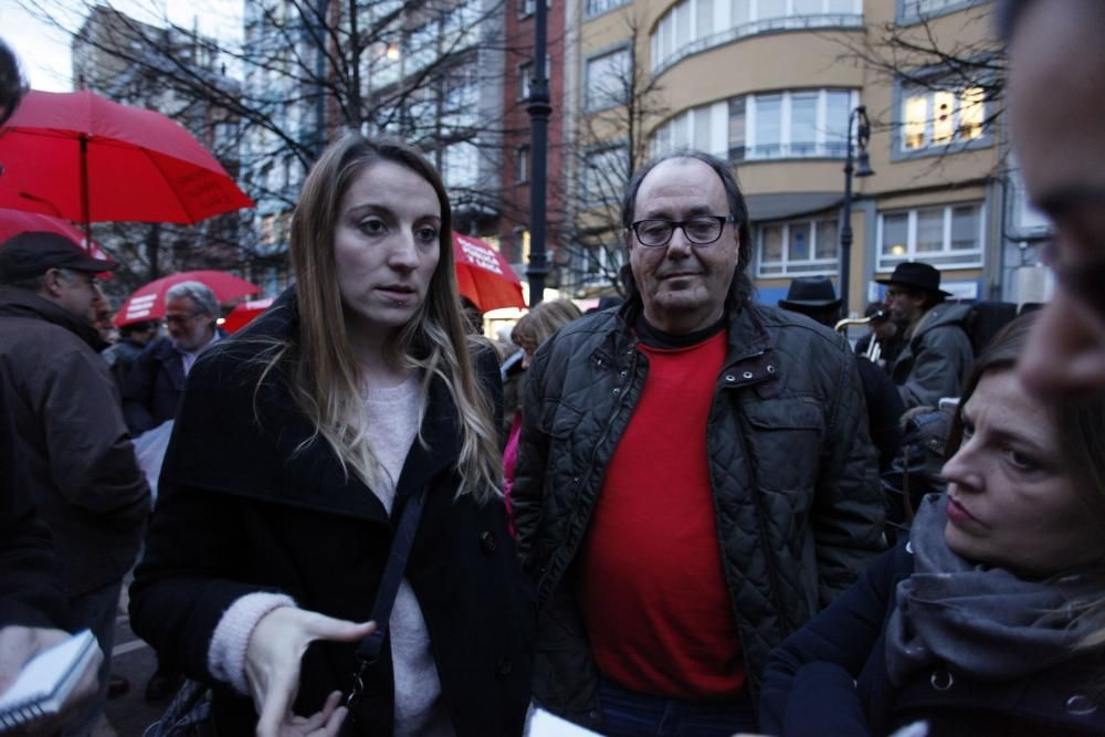 Manifestación en defensa de la escuela pública.