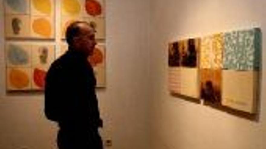 Angel García exhibe una fusión de artes en la Sala Cobalto