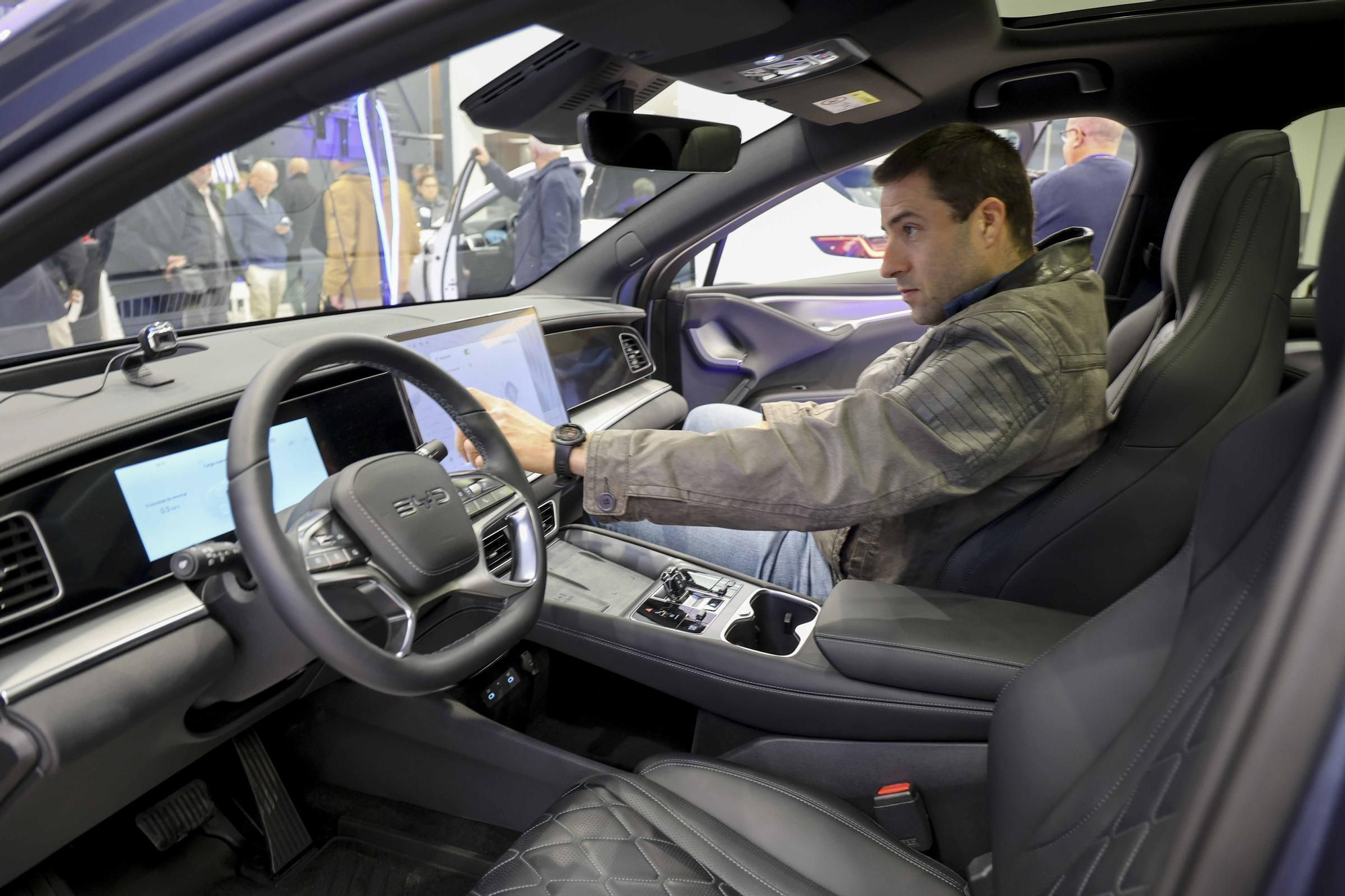 QUADIS Dream inaugura el primer centro BYD en Alicante.